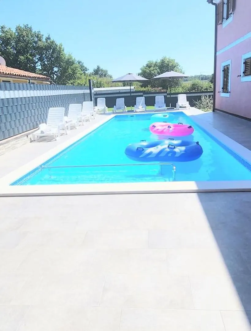 Apartmani Radmila 0*, Nova Vas (Porec)